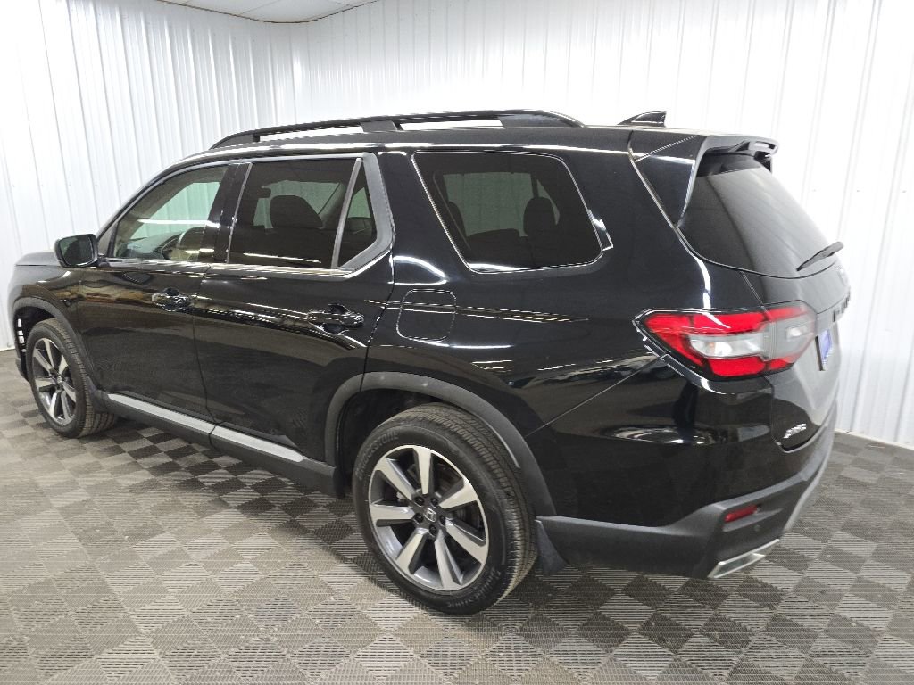 Used 2024 Honda Pilot Elite image 9