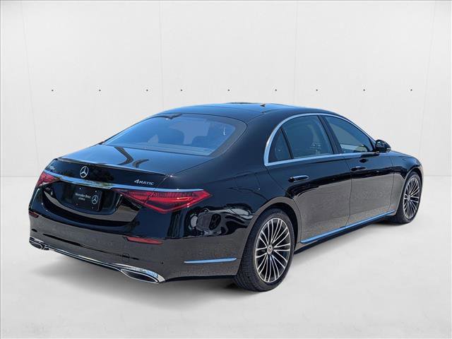 New 2025 Mercedes-Benz S 580e 4MATIC Sedan image 2