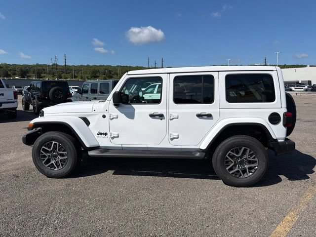 New 2026 Jeep Wrangler Unlimited Sahara AWD/4WD image 5