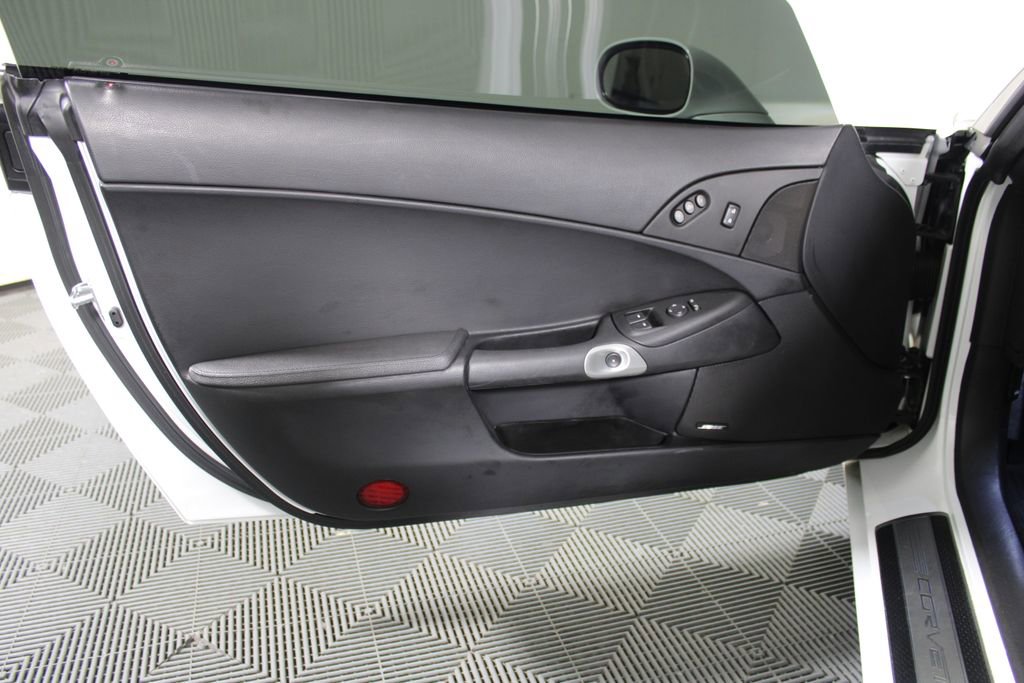 Used 2012 Chevrolet Corvette Grand Sport w/ 3LT Preferred Equipment Group image 18