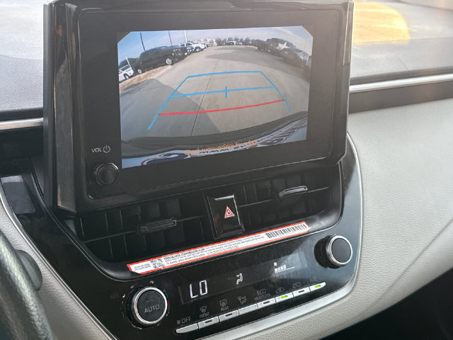 Used 2025 Toyota Corolla LE FWD image 24