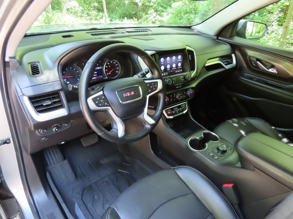 Used 2024 GMC Terrain SLT w/ Infotainment Package II AWD/4WD image 25