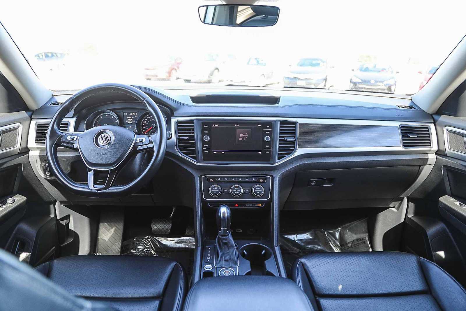 Used 2018 Volkswagen Atlas SE image 12