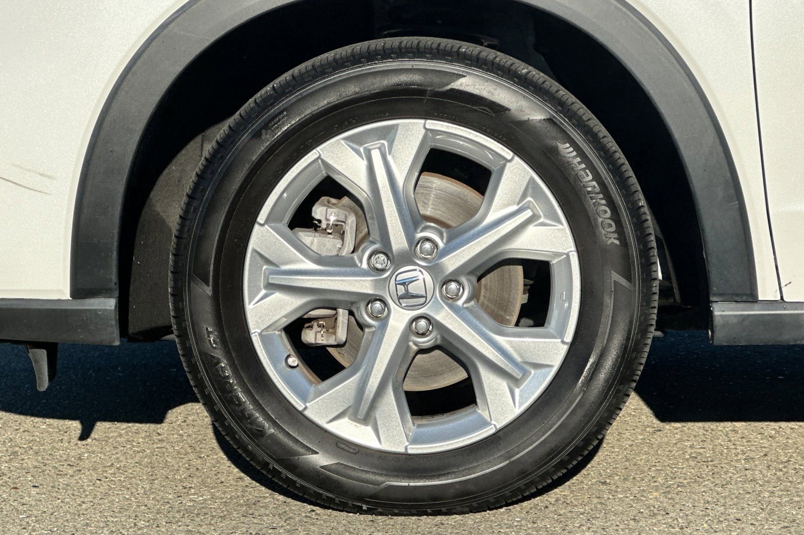 Used 2023 Honda HR-V LX image 28