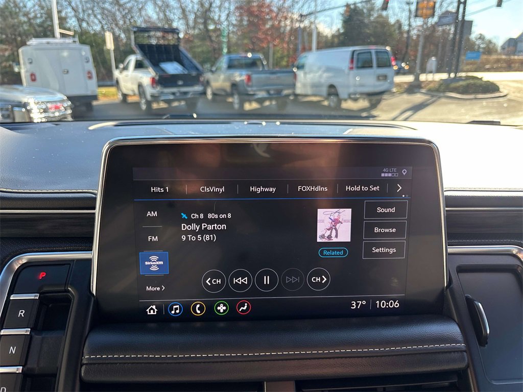 Used 2021 GMC Yukon XL SLT w/ SLT Premium Package image 26