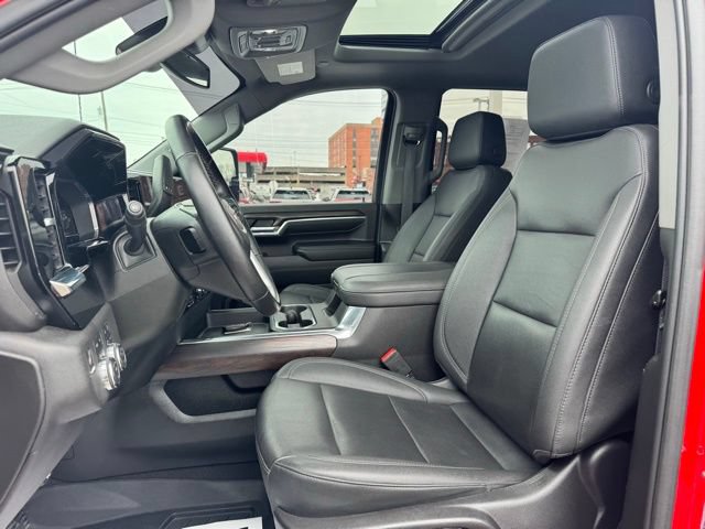 Used 2024 GMC Sierra 3500 SLT w/ SLT Premium Package AWD/4WD image 12