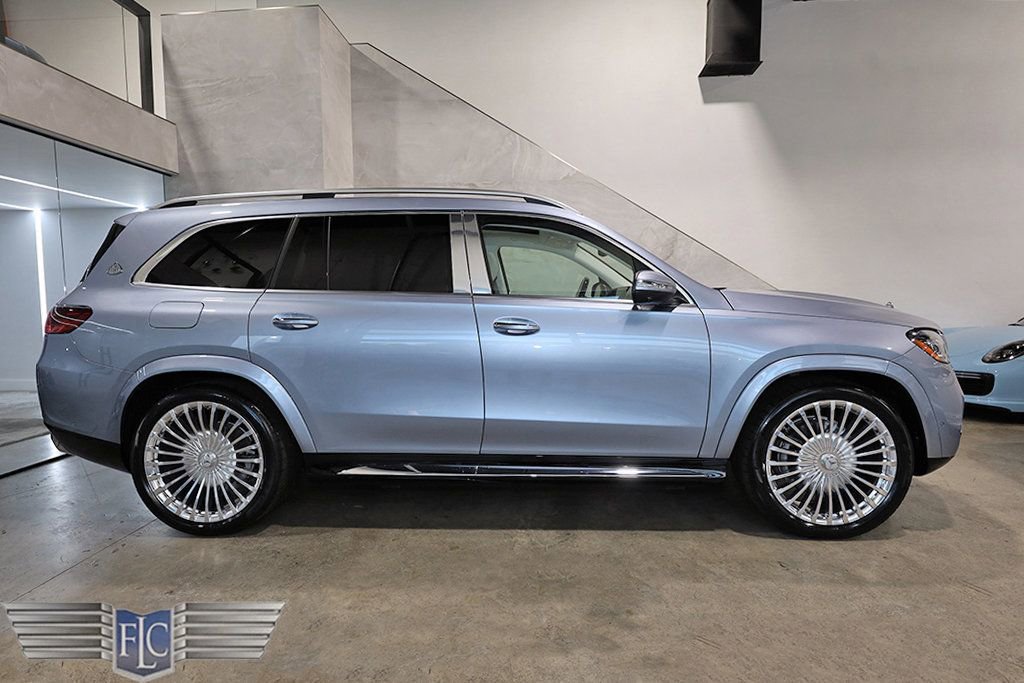 Used 2025 Mercedes-Benz Maybach GLS 600 4MATIC image 2