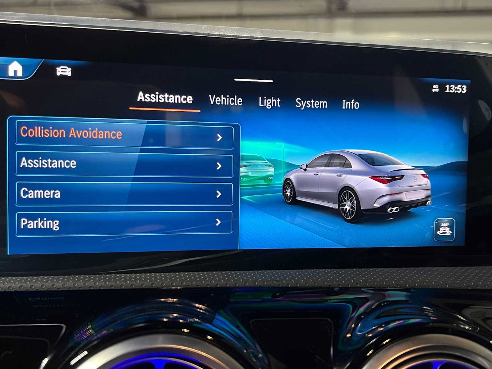 New 2025 Mercedes-Benz CLA 35 AMG 4MATIC image 27