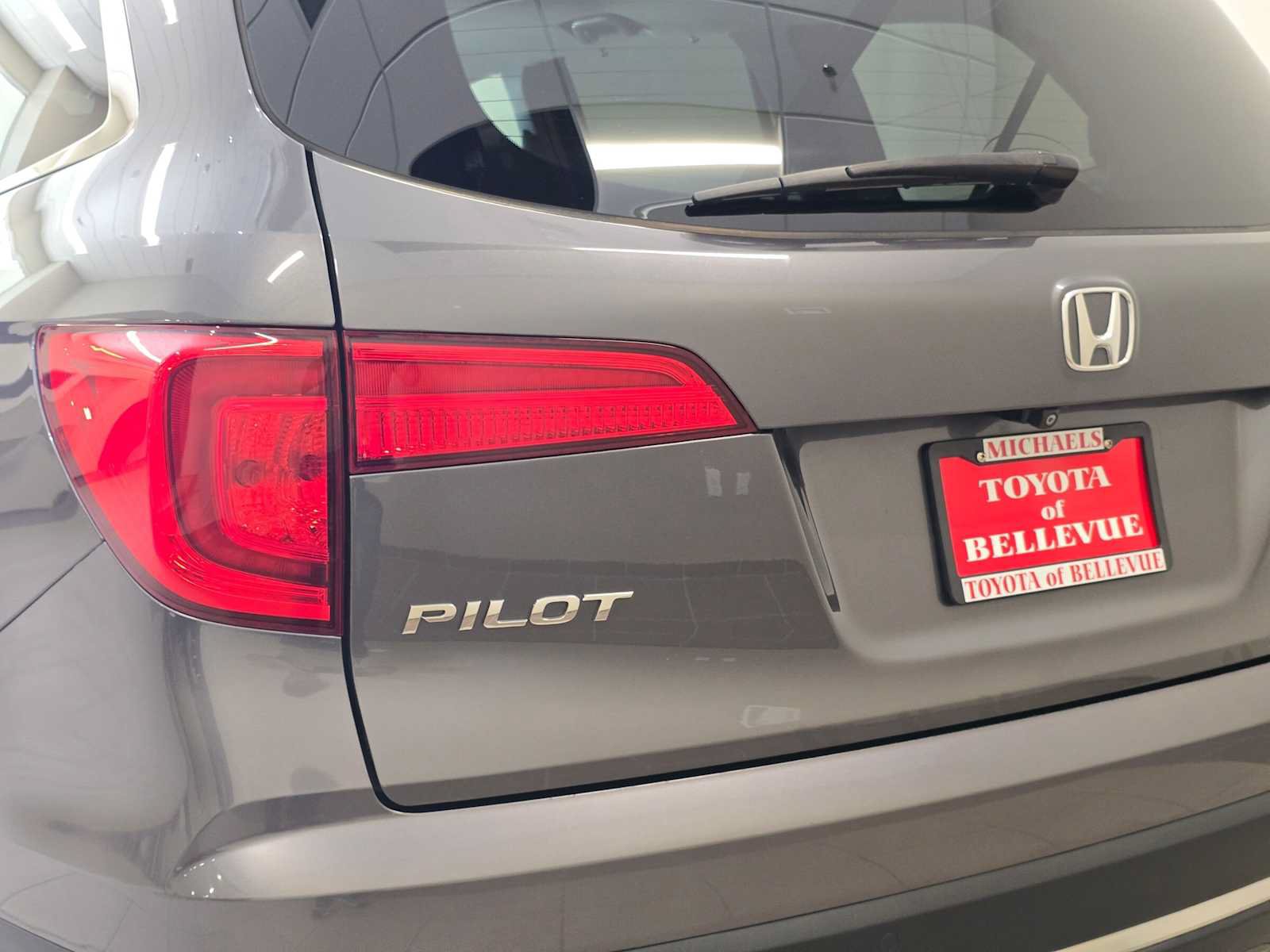 Used 2017 Honda Pilot Touring image 7