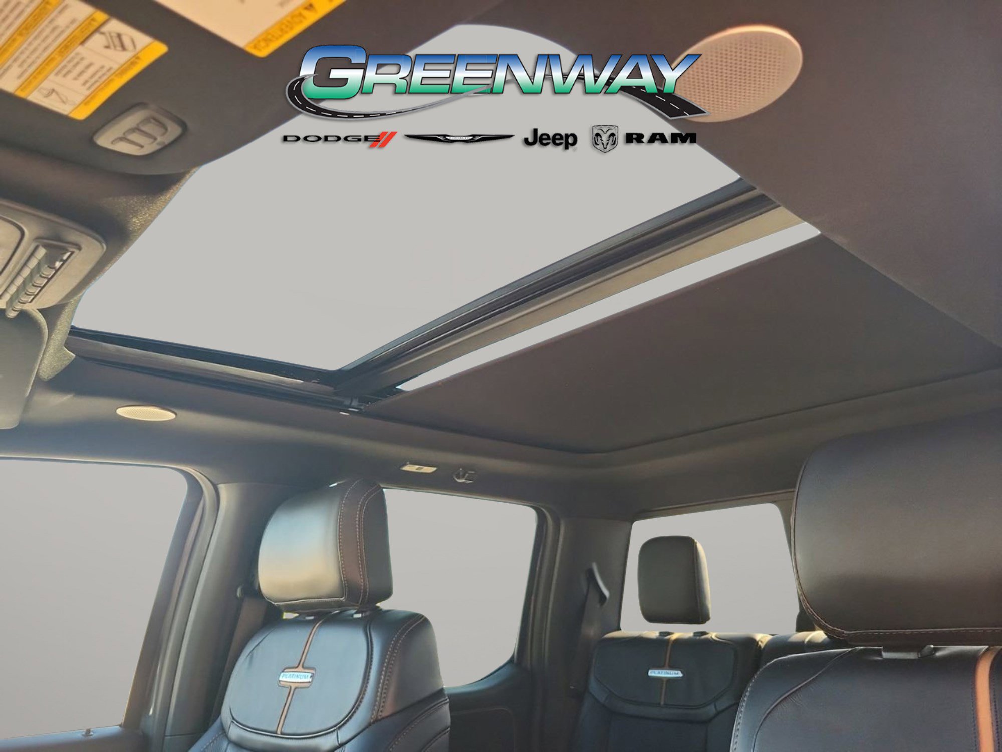 Used 2024 Ford F350 Platinum w/ FX4 Off-Road Package image 15