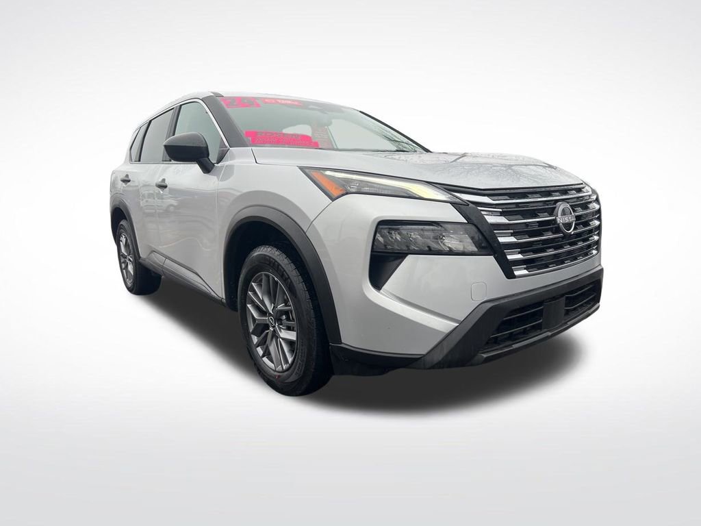 Certified 2024 Nissan Rogue S image 3