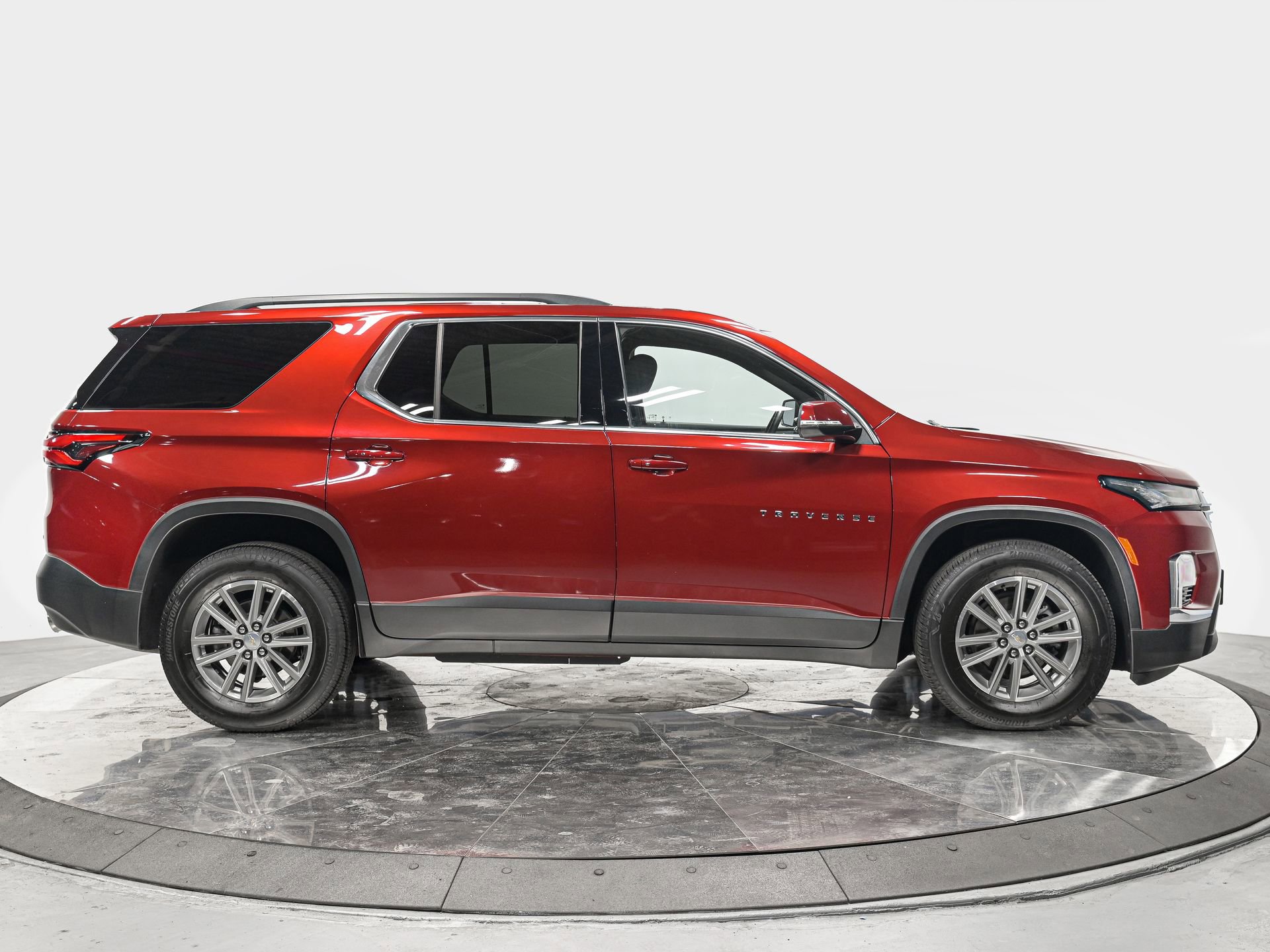 Used 2023 Chevrolet Traverse LT w/ LPO, Floor Liner Package image 8