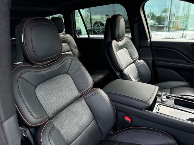 New 2025 Lincoln Aviator Black Label image 19