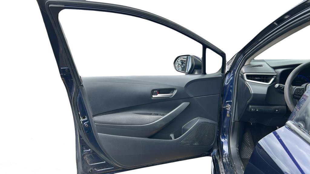 Used 2020 Toyota Corolla LE image 9