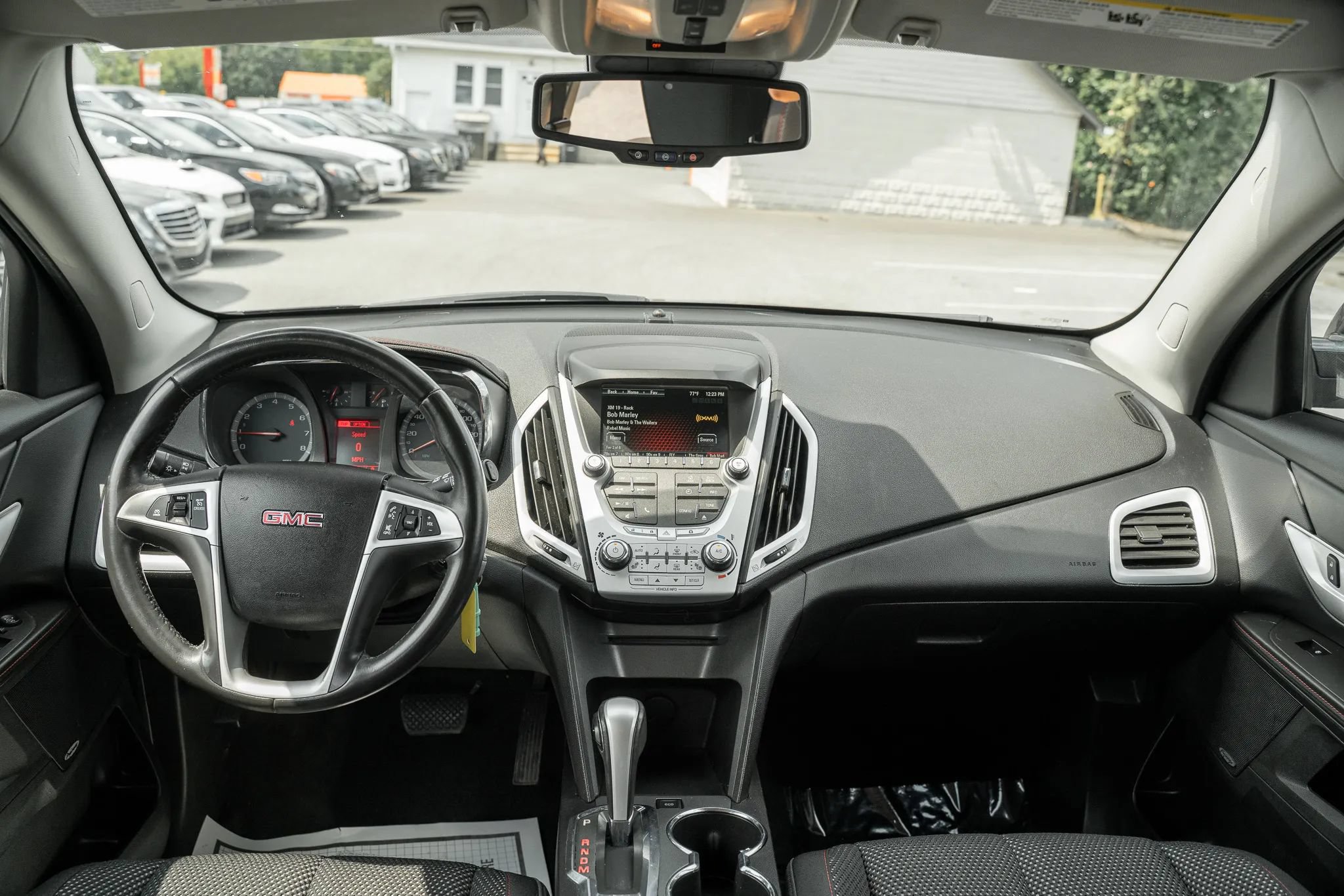 Used 2015 GMC Terrain SLE w/ Convenience Package AWD/4WD image 13
