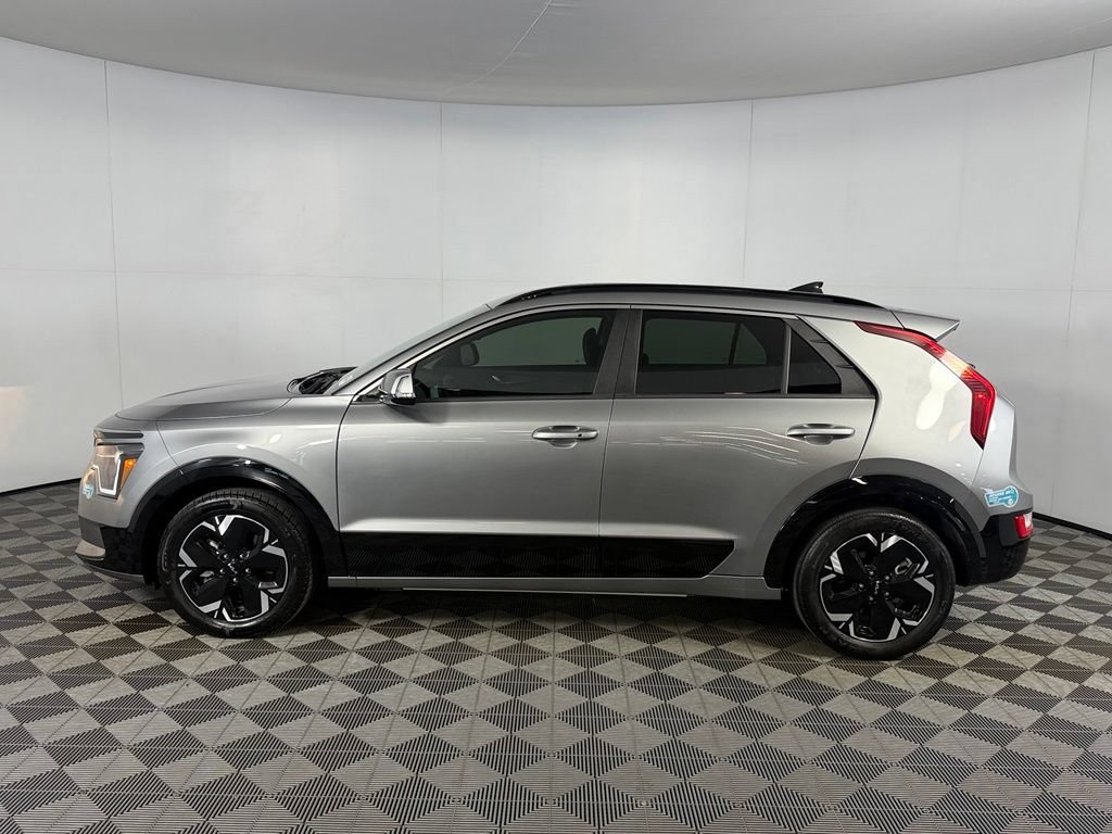 Used 2024 Kia Niro Wind FWD image 10