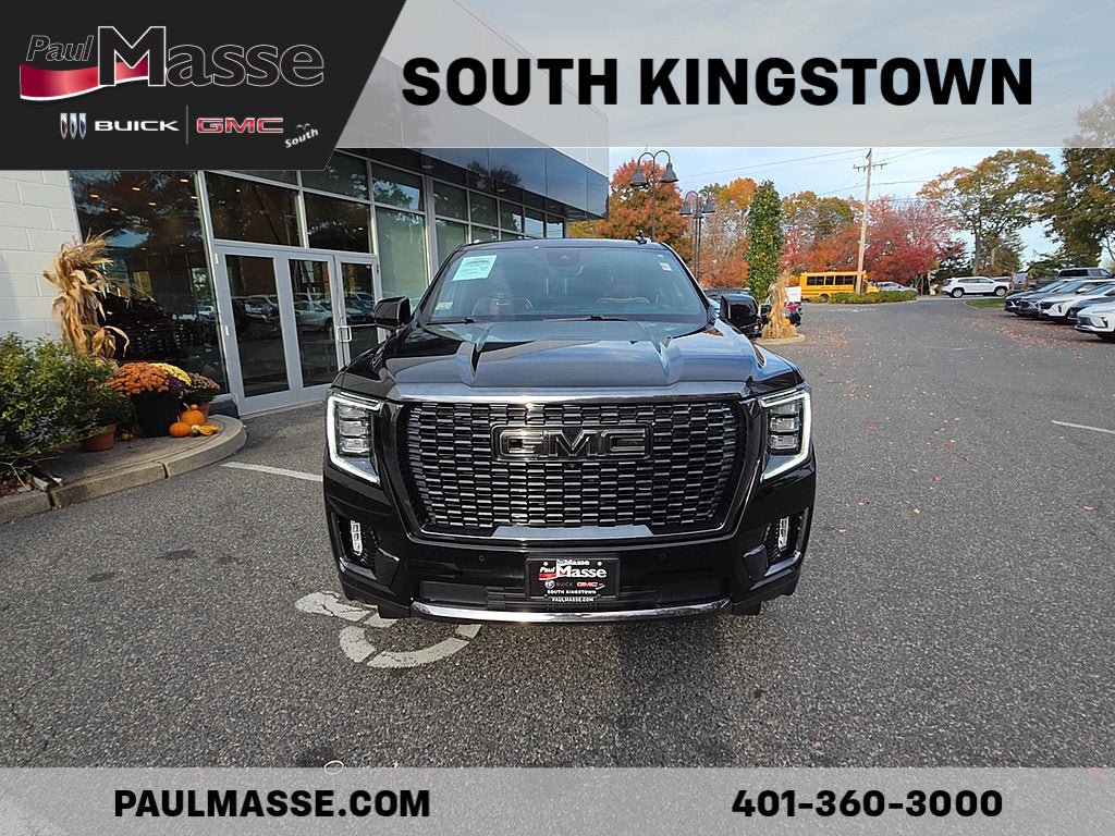 Used 2023 GMC Yukon Denali Ultimate AWD/4WD image 2