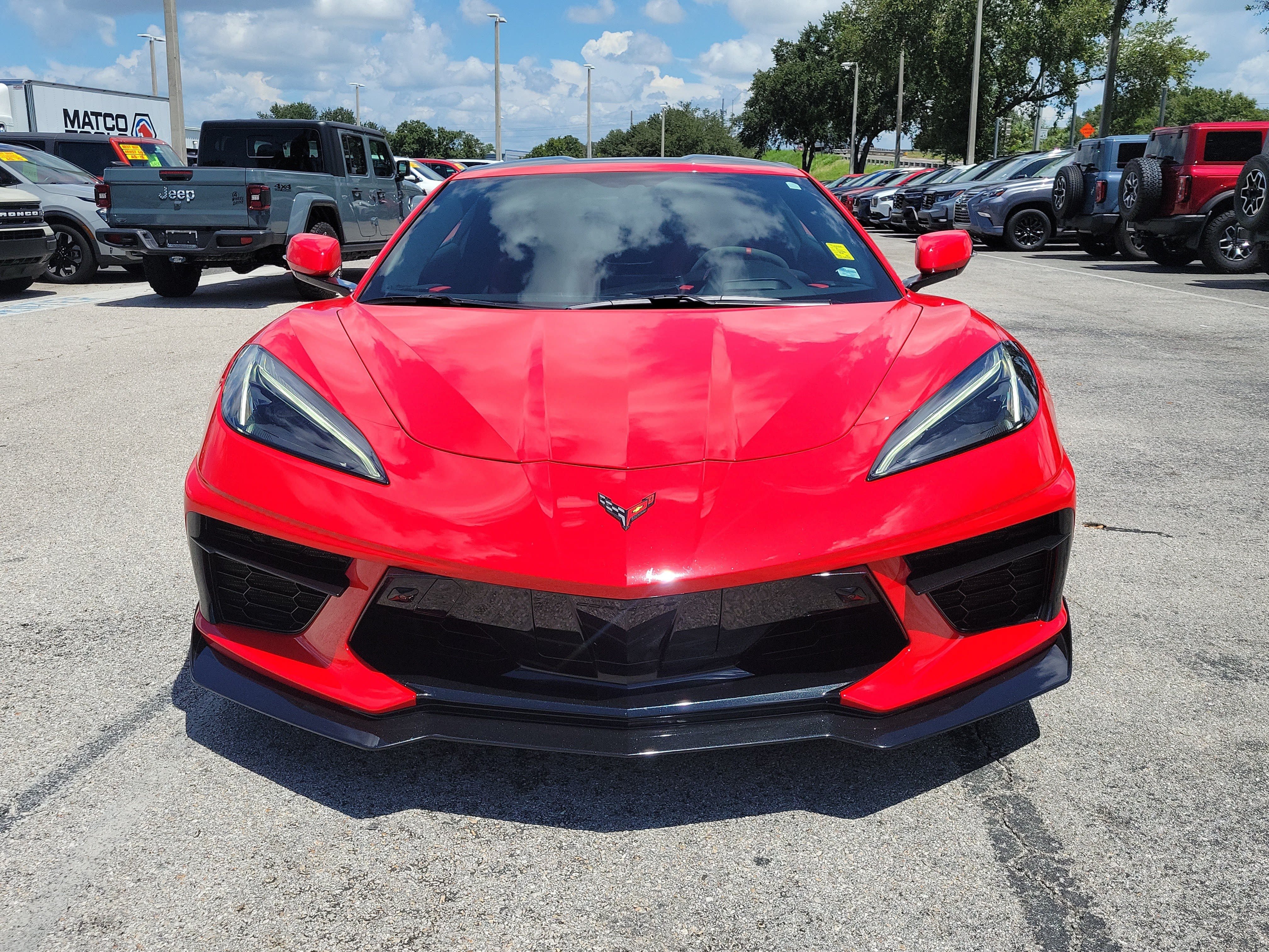 Used 2021 Chevrolet Corvette Stingray Premium Cpe w/ Z51 Performance Package RWD image 2