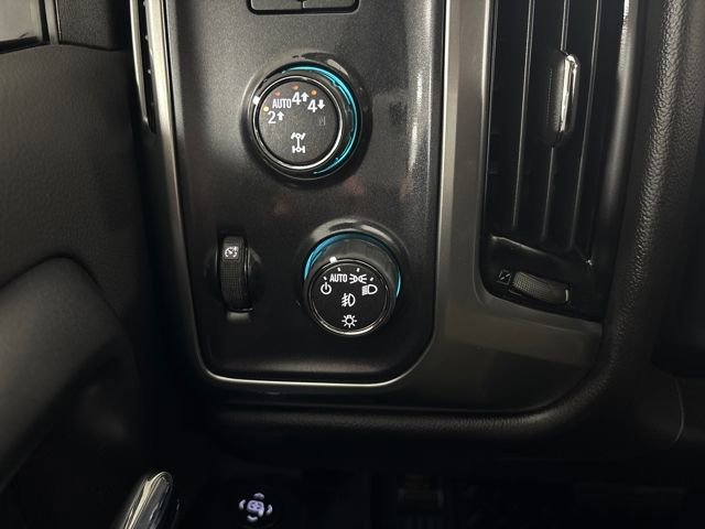 Used 2019 Chevrolet Silverado 1500 LT w/ All Star Edition image 42