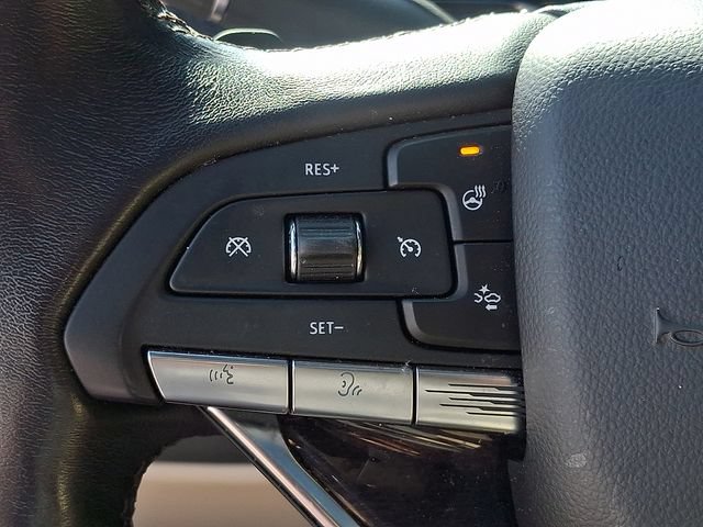 Used 2022 Cadillac Escalade ESV Premium Luxury AWD/4WD image 18