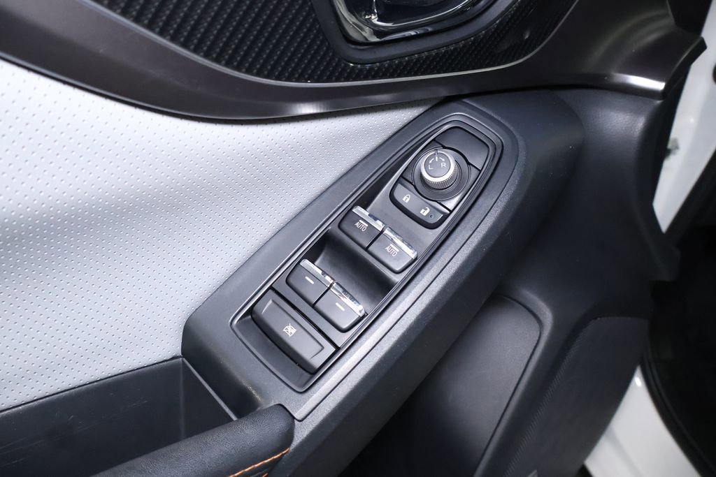 Used 2018 Subaru Crosstrek 2.0i Limited image 14