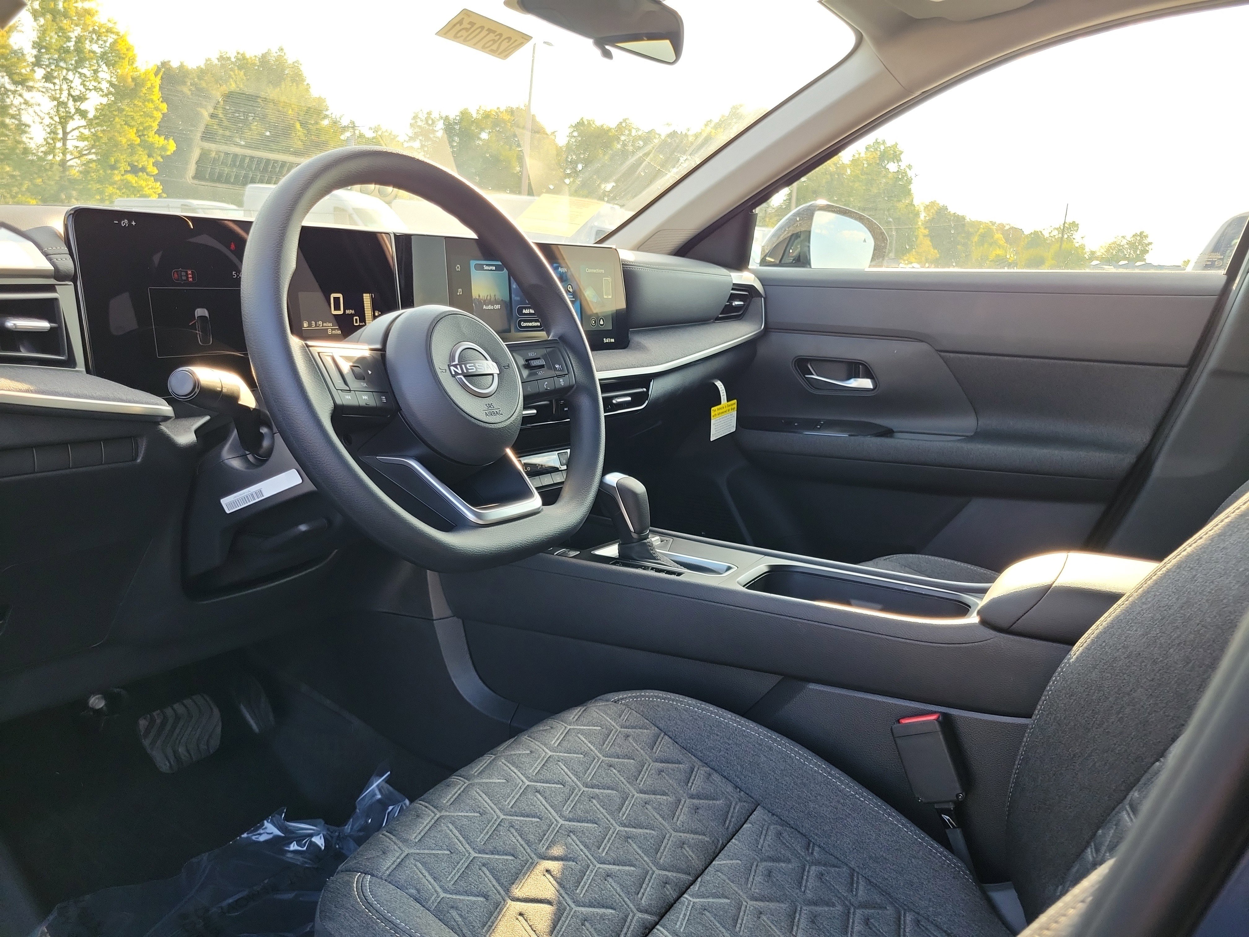 New 2026 Nissan Kicks SV w/ SV Premium Package image 19