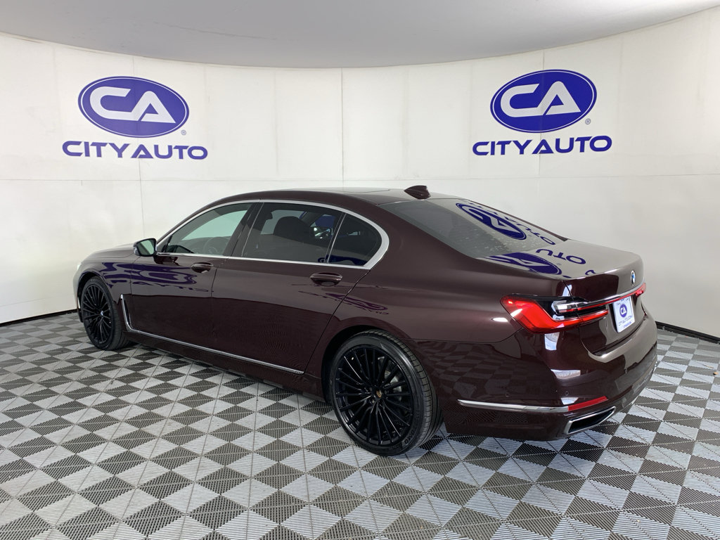 Used 2020 BMW 740i RWD image 5
