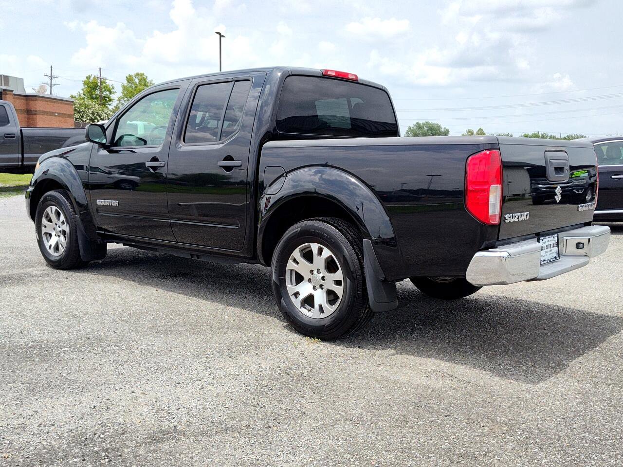 Used 2010 Suzuki Equator Sport image 4