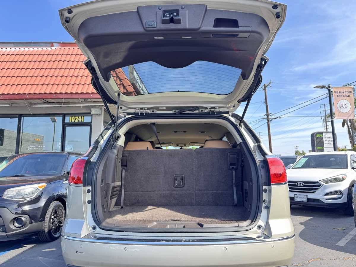 Used 2015 Buick Enclave Leather FWD image 17