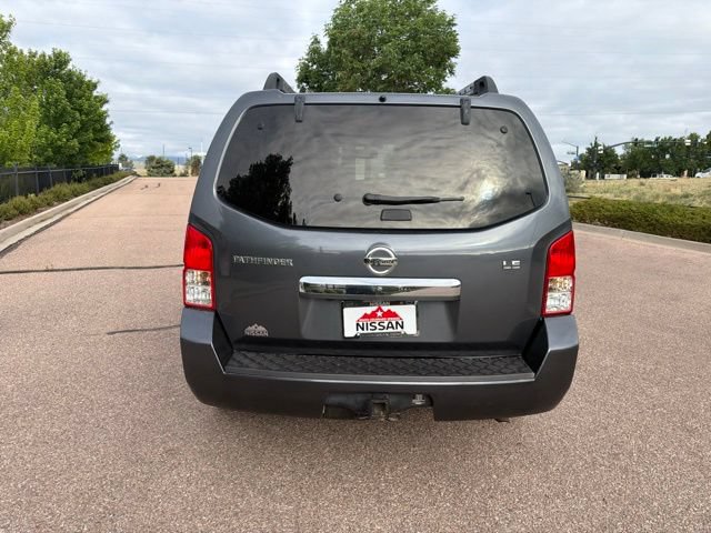 Used 2012 Nissan Pathfinder LE AWD/4WD image 8