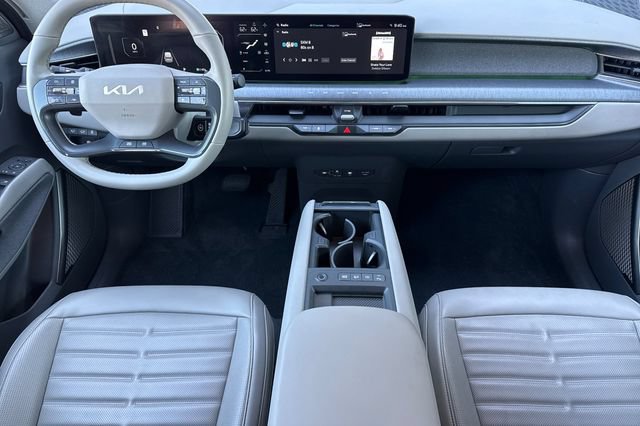 Certified 2024 Kia EV9 Land AWD/4WD image 17