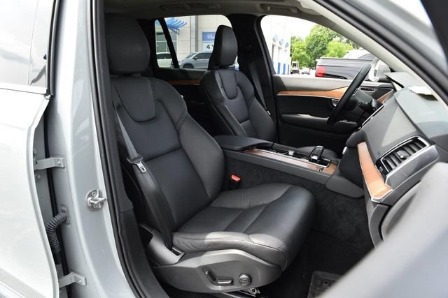 Used 2025 Volvo XC90 B6 Plus w/ Protection Package Premier AWD/4WD image 19