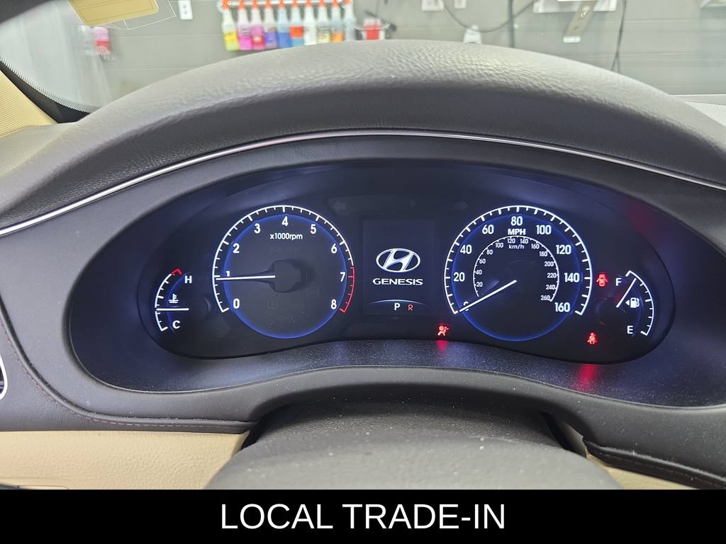 Used 2013 Hyundai Genesis 3.8 w/ Technology Pkg RWD image 19