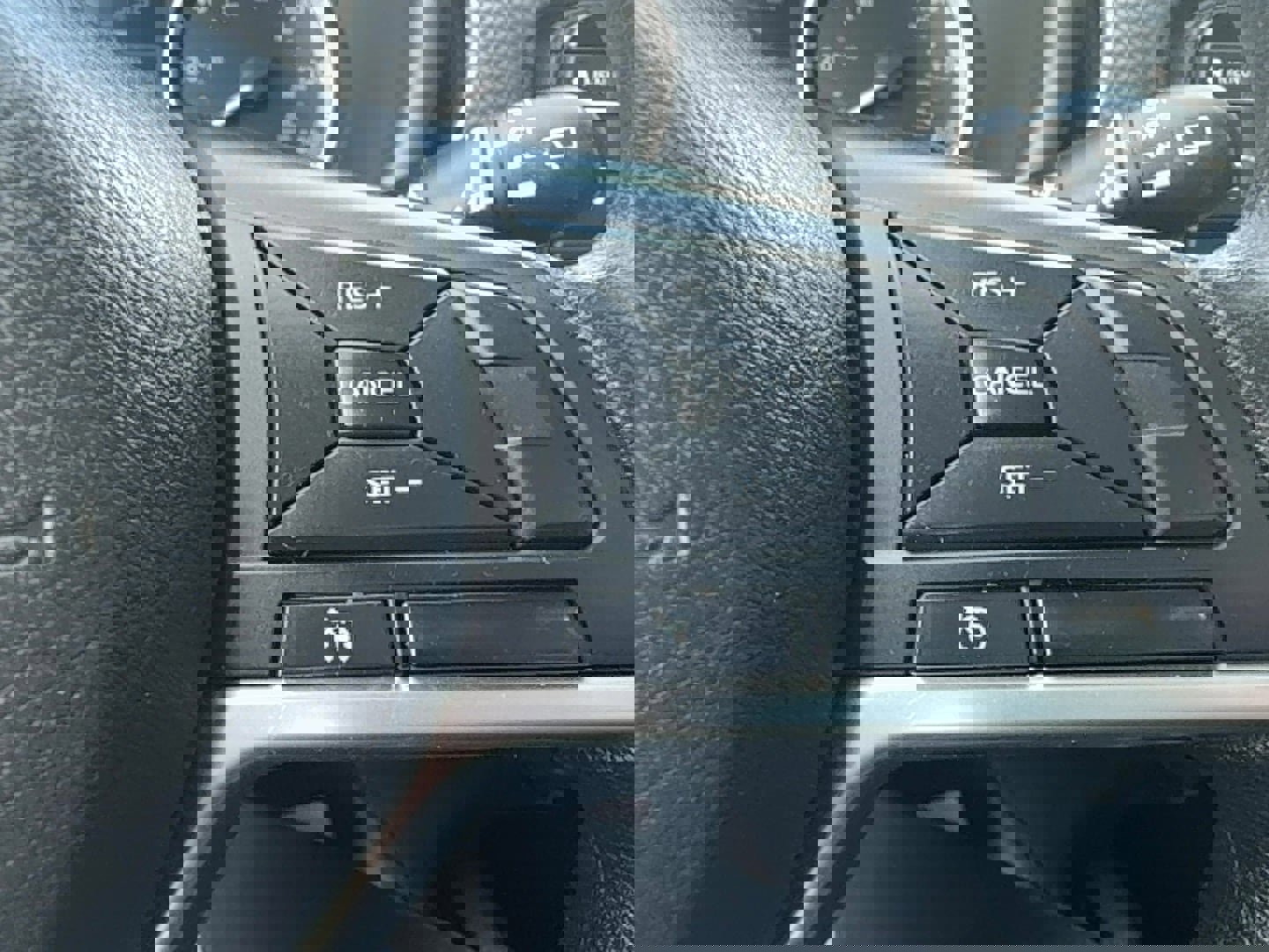 Used 2020 Nissan Kicks S image 20