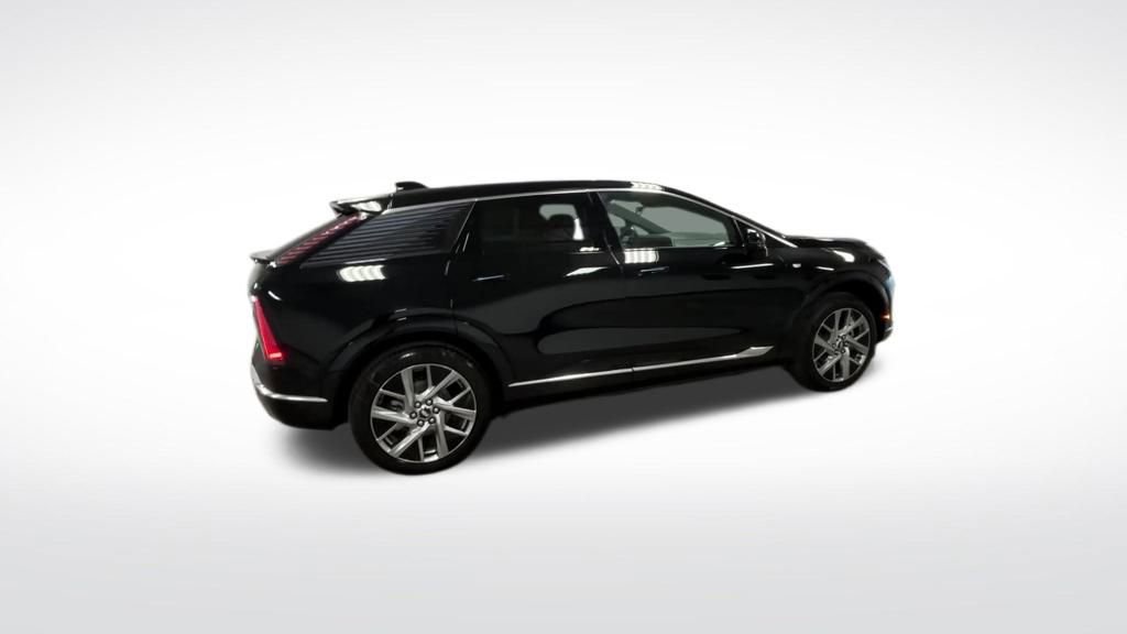 New 2026 Cadillac Optiq Luxury 2 w/ LPO, Floor Liner Package image 50