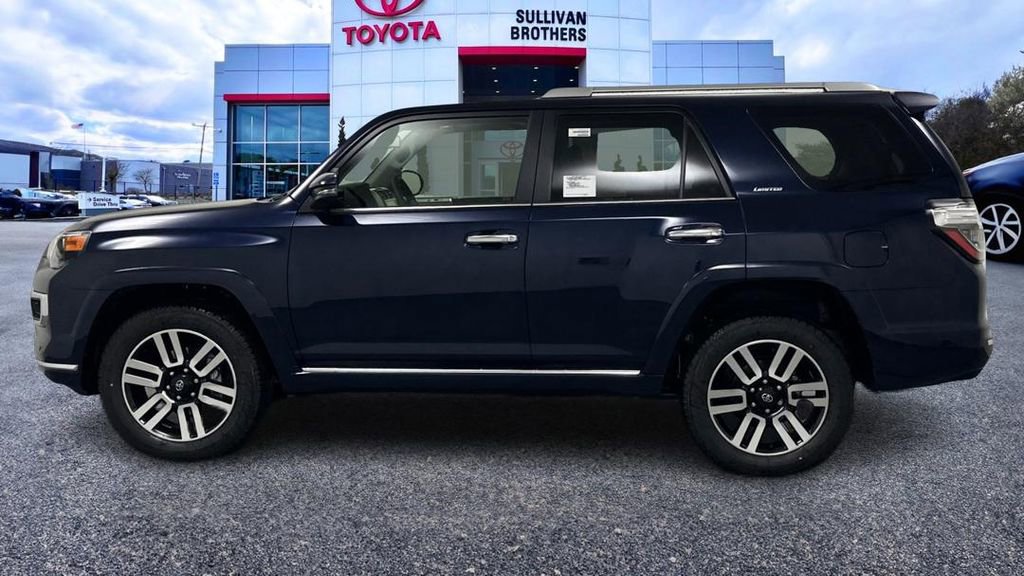 Used 2024 Toyota 4Runner Limited AWD/4WD image 8