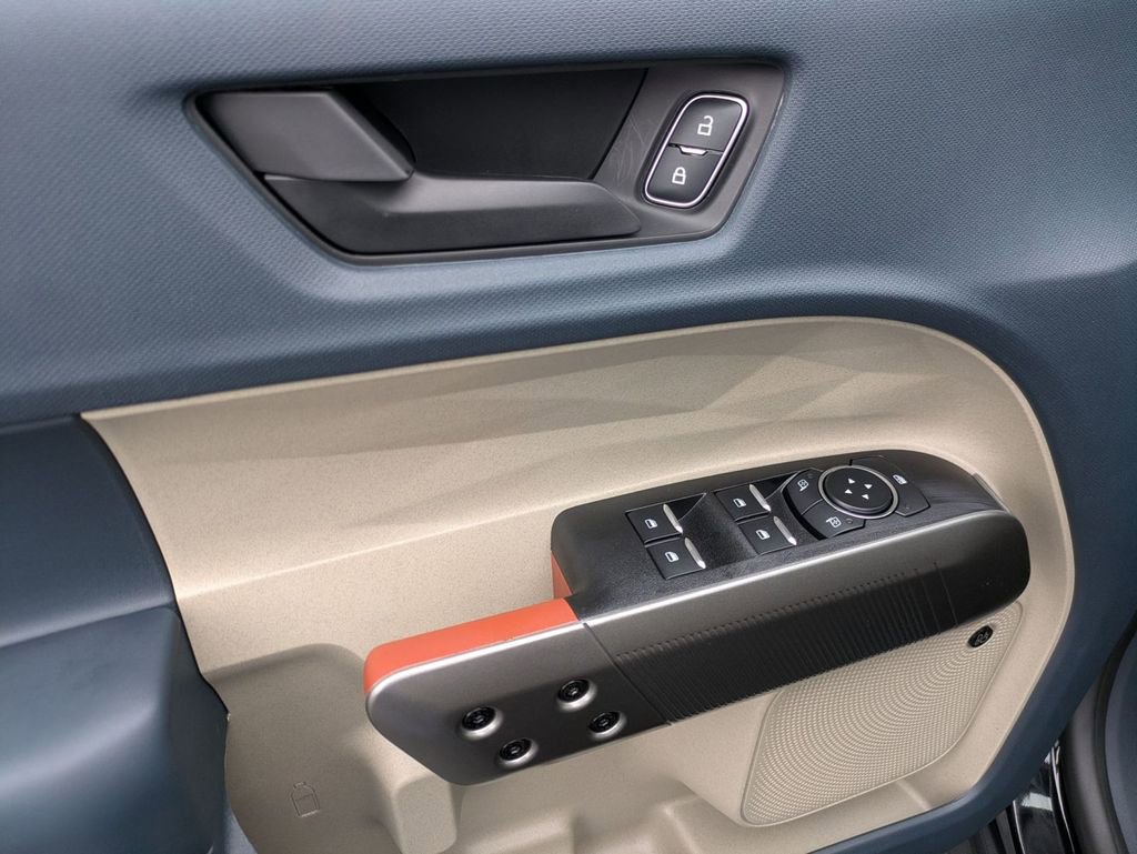 New 2025 Ford Maverick Lariat AWD/4WD image 24
