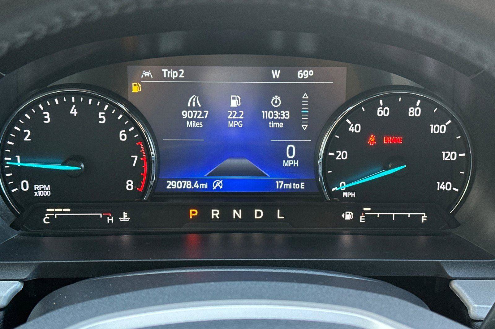 Used 2023 Ford Explorer XLT image 29