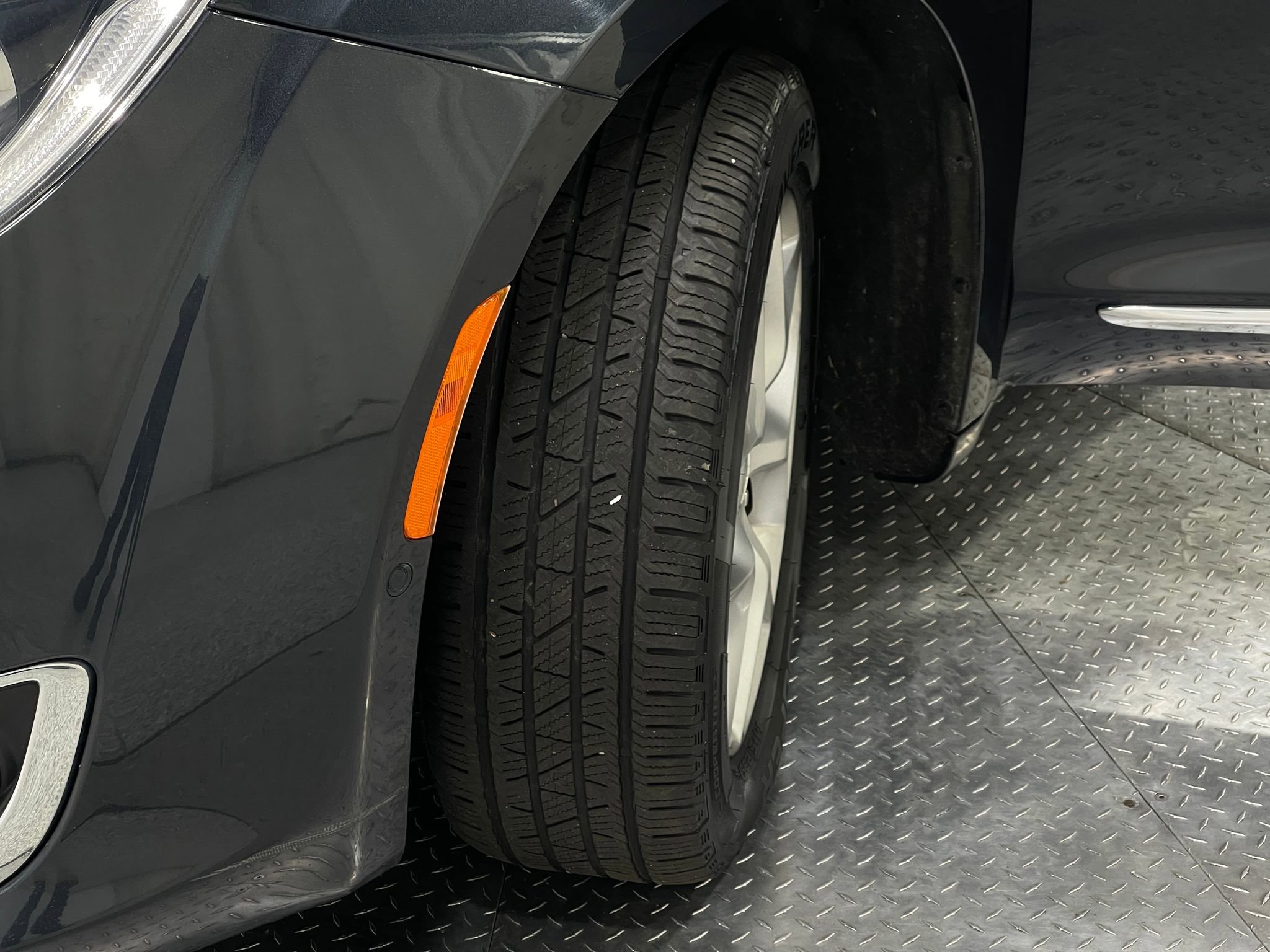 Used 2019 Chrysler Pacifica Touring-L Plus w/ Advanced Safetytec Group FWD image 38
