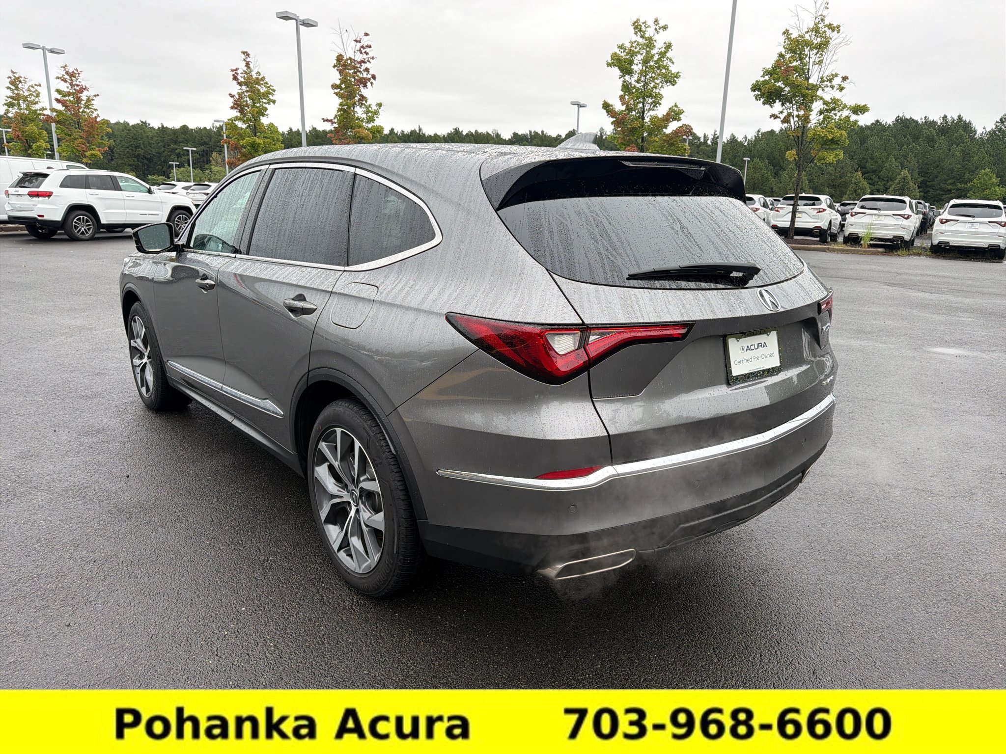 Used 2024 Acura MDX w/ Technology Package AWD/4WD image 5