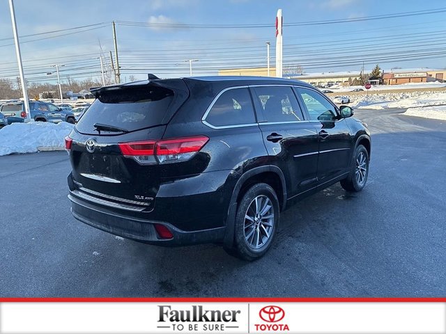 Certified 2018 Toyota Highlander XLE w/ Protection Package #3 image 8