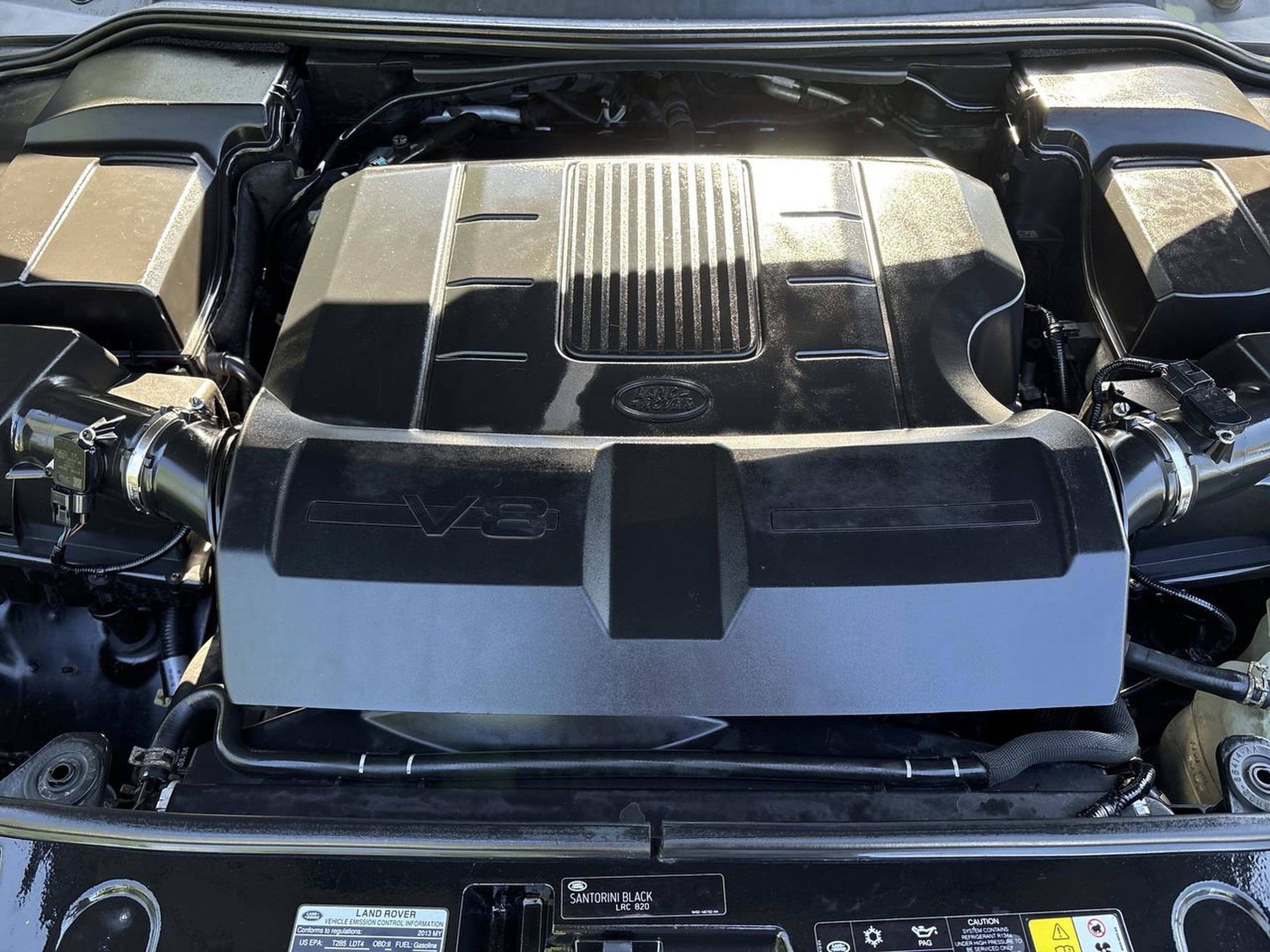 Used 2013 Land Rover Range Rover Sport HSE LUX image 21