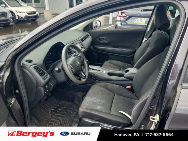 Used 2016 Honda HR-V LX image 7