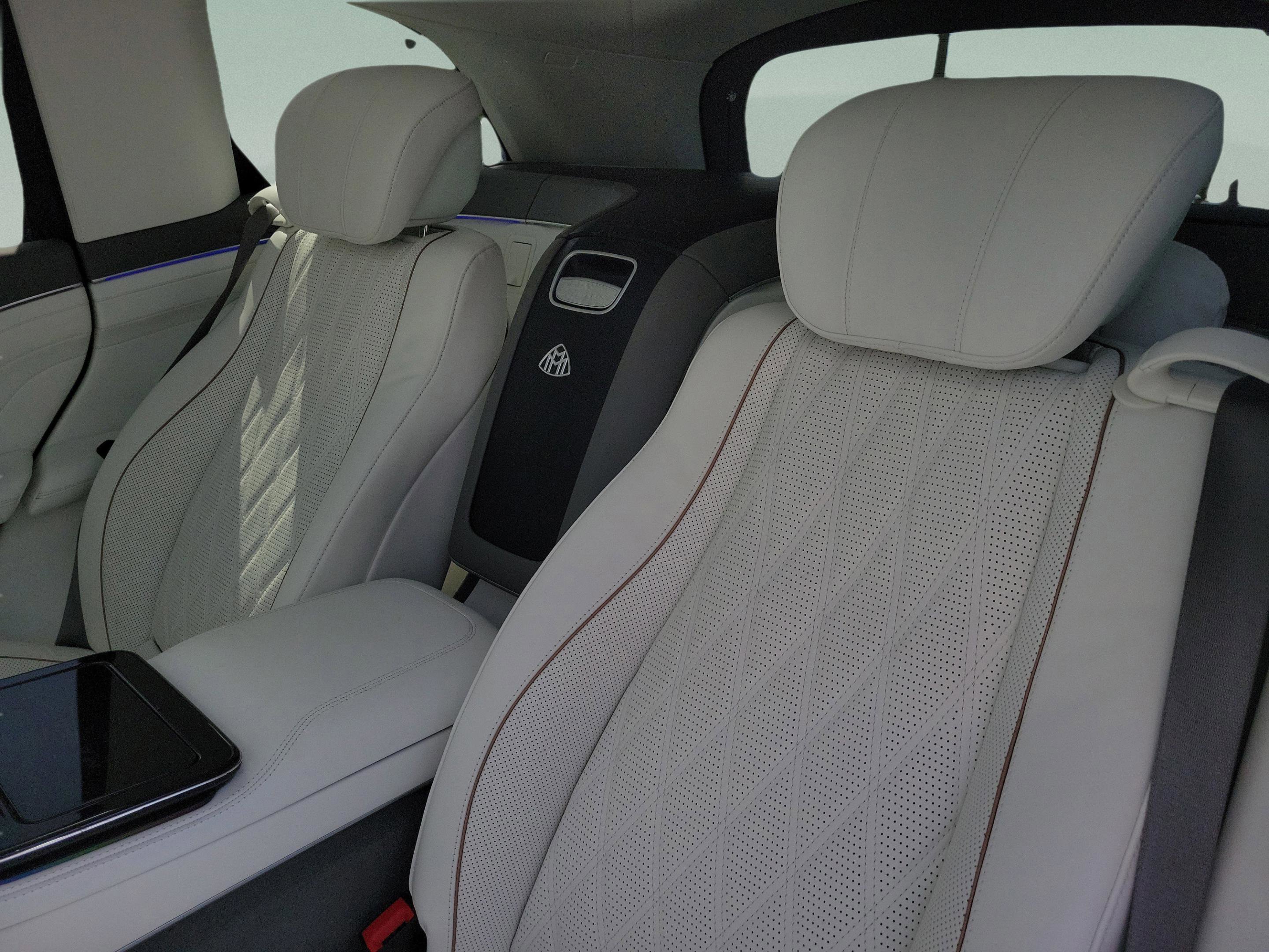 Certified 2024 Mercedes-Benz Maybach GLS 600 4MATIC image 9