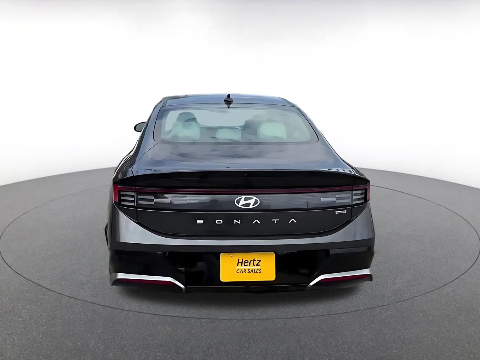 Used 2025 Hyundai Sonata SEL FWD image 15