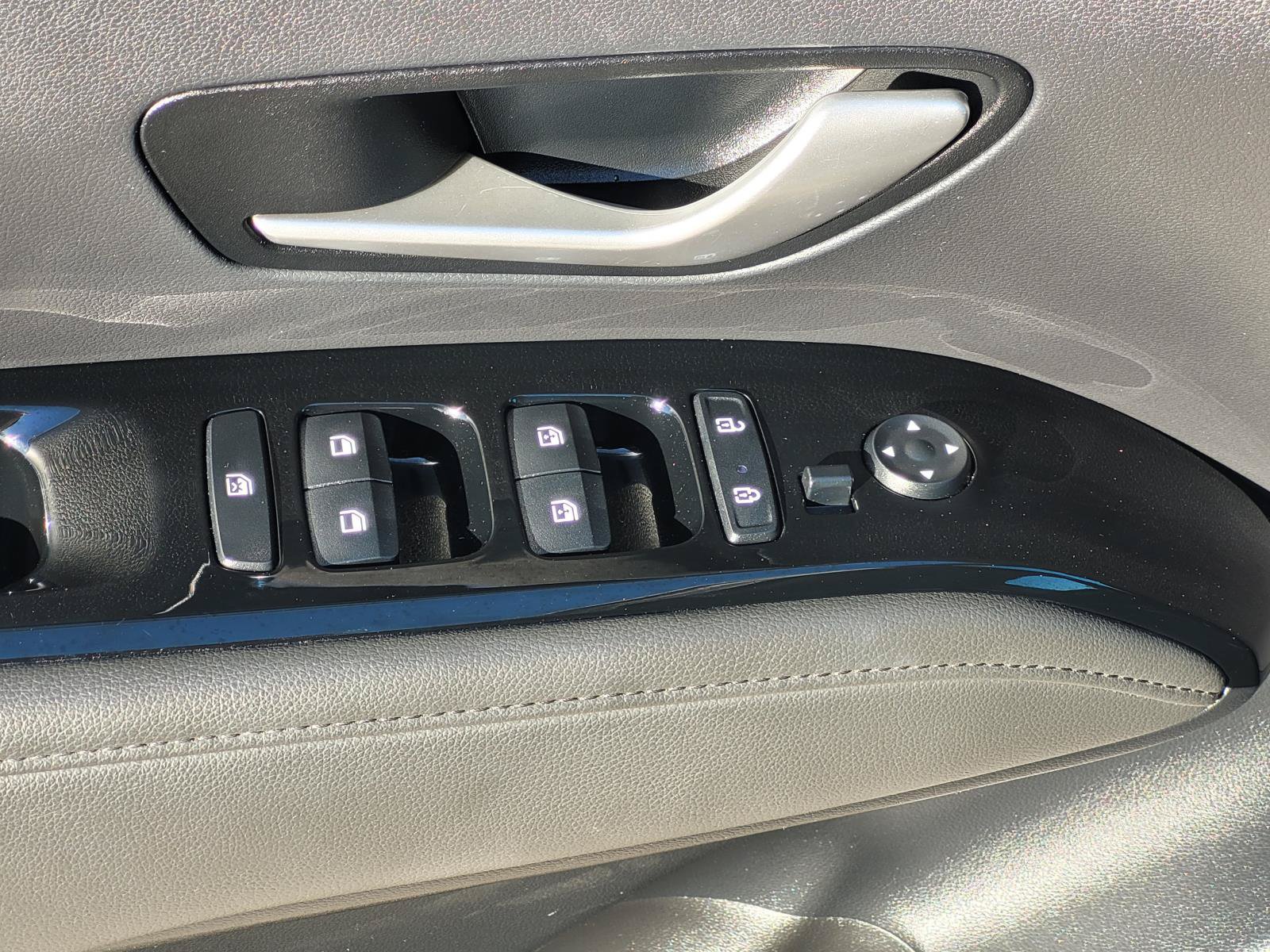 Used 2022 Hyundai Tucson Limited w/ Cargo Package FWD image 26
