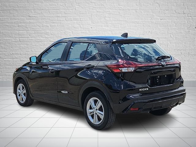 Used 2024 Nissan Kicks S FWD image 3