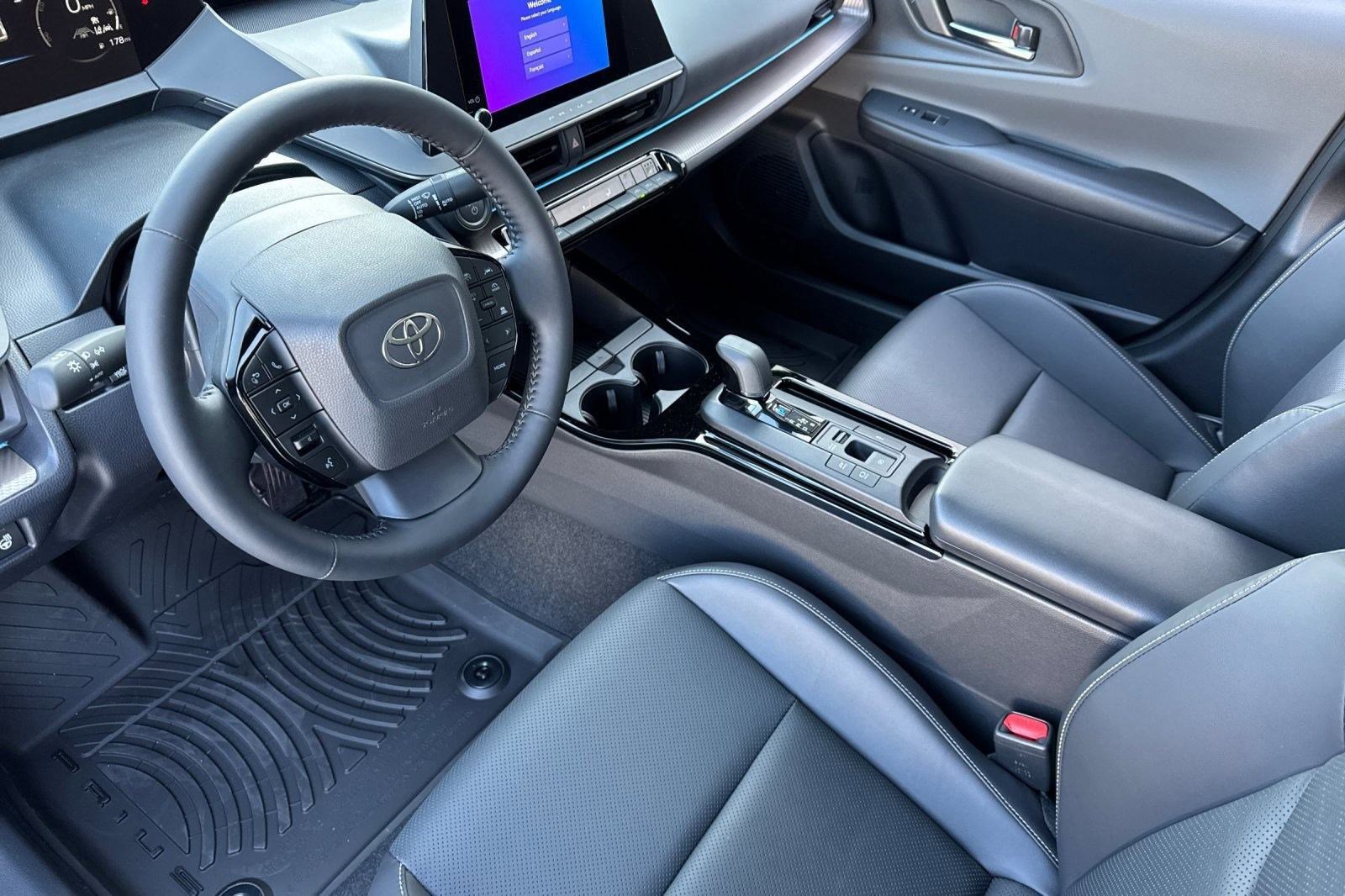 New 2026 Toyota Prius LE FWD image 4