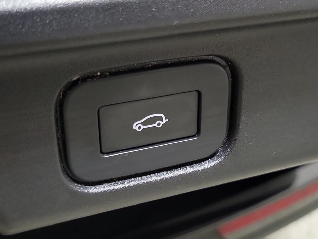 Used 2023 Land Rover Range Rover SE AWD/4WD image 9