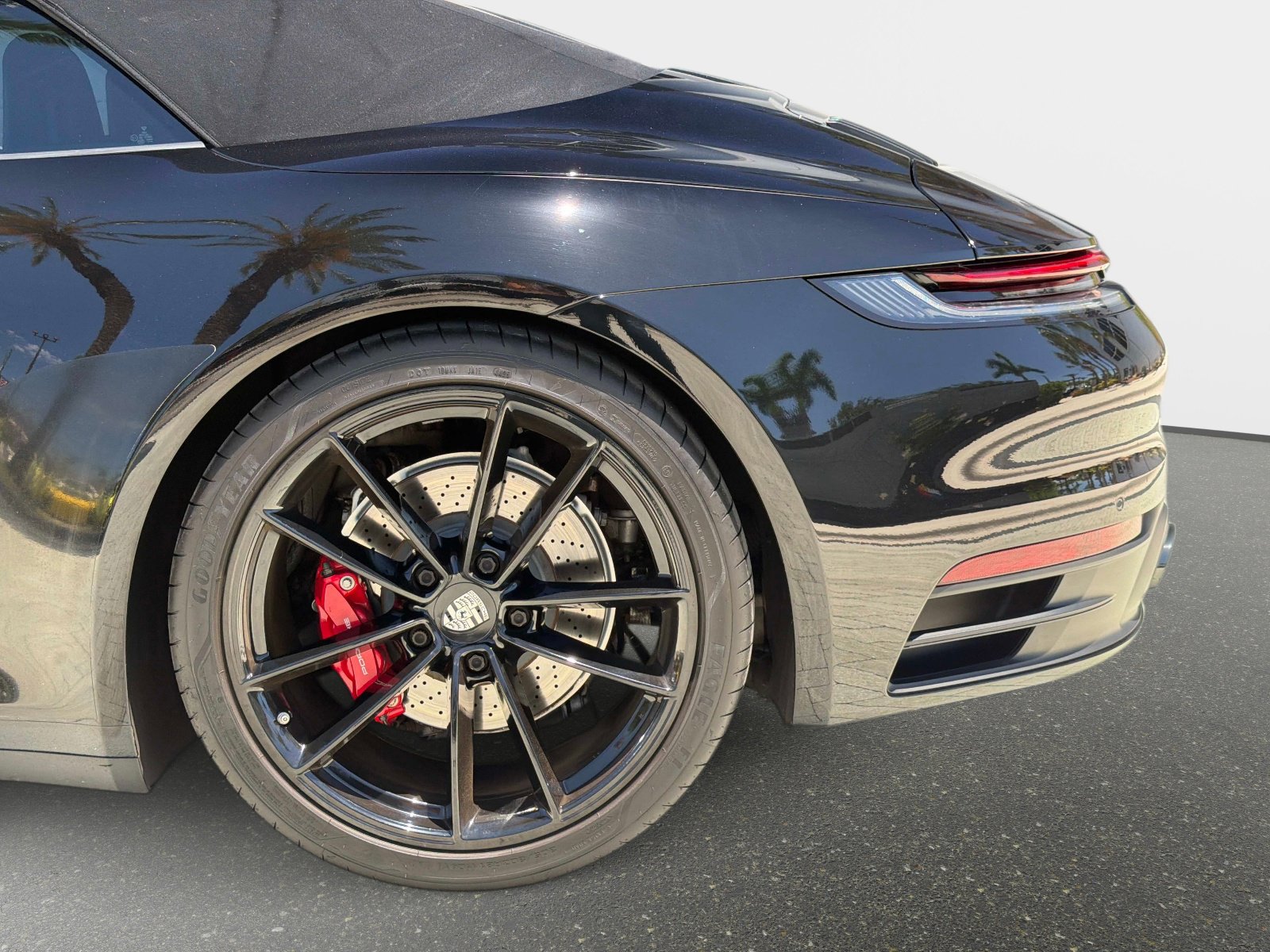 Used 2020 Porsche 911 Carrera 4S image 15